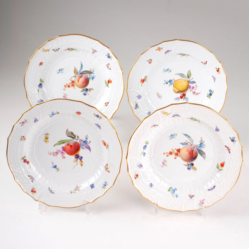 A set of 4 'Neubrandenstein'-plates with fruits and insects