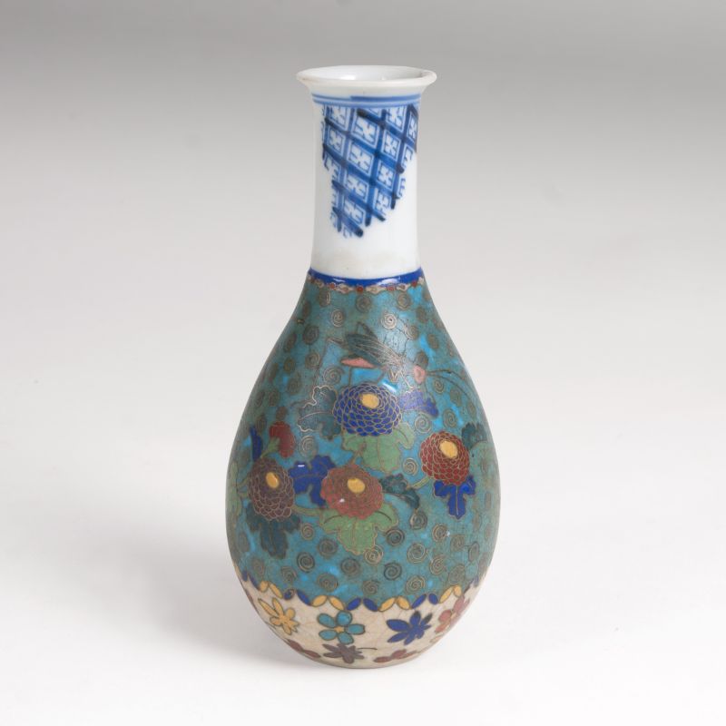 Porzellan-Vase mit Cloisonné