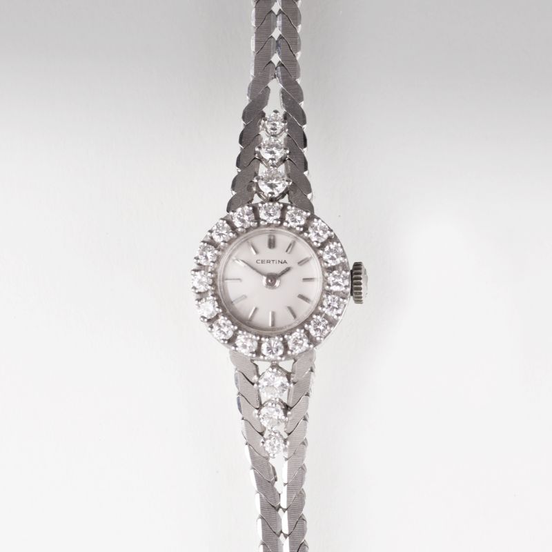 A Vintage ladies' watch with diamonds
