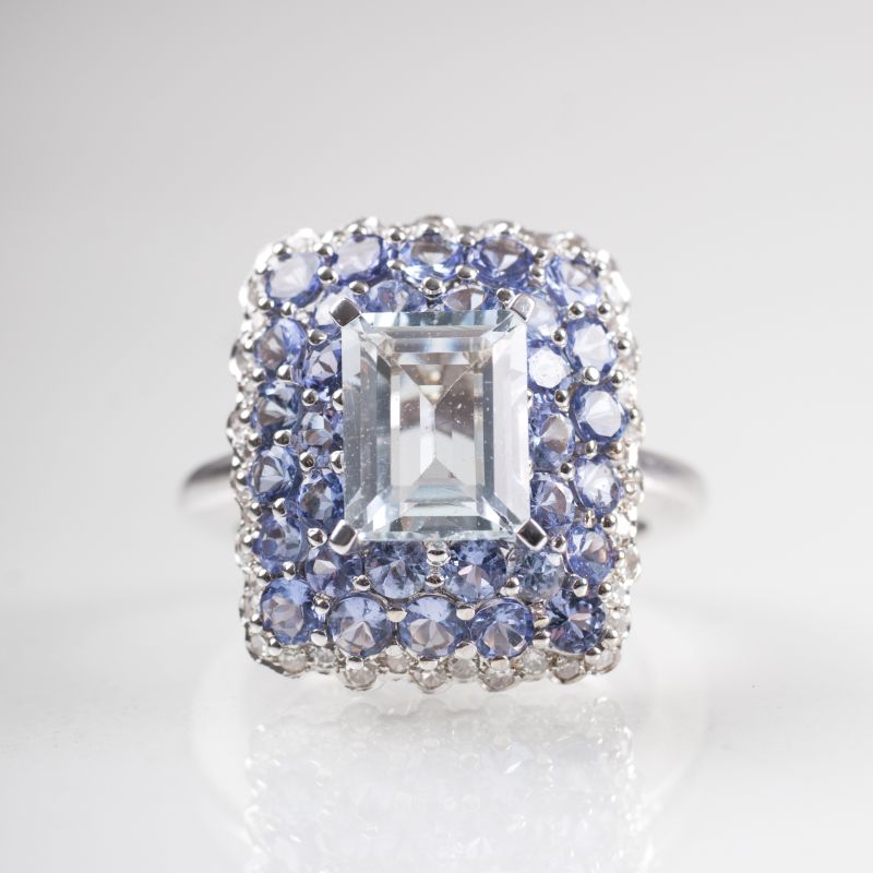 An aquamarine tanzanite ring