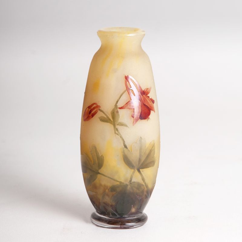 Daum Frères, gegr. 1875 Nancy - A miniature baluster shaped vase with Aquilegia A miniature baluster shaped vase with Aquilegia