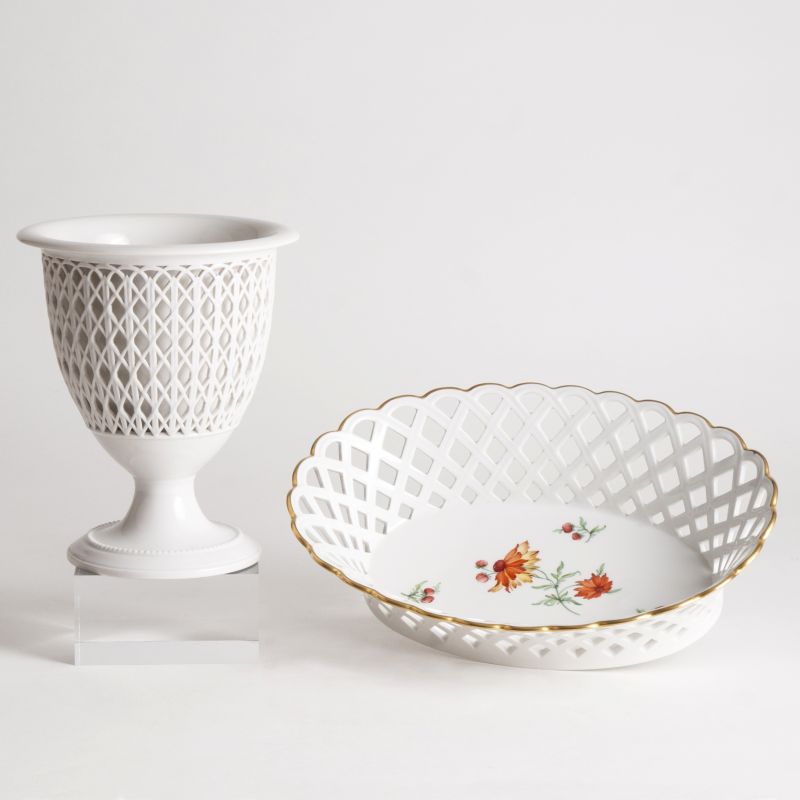 A Schinkel sugar basket and oval basket with latticework