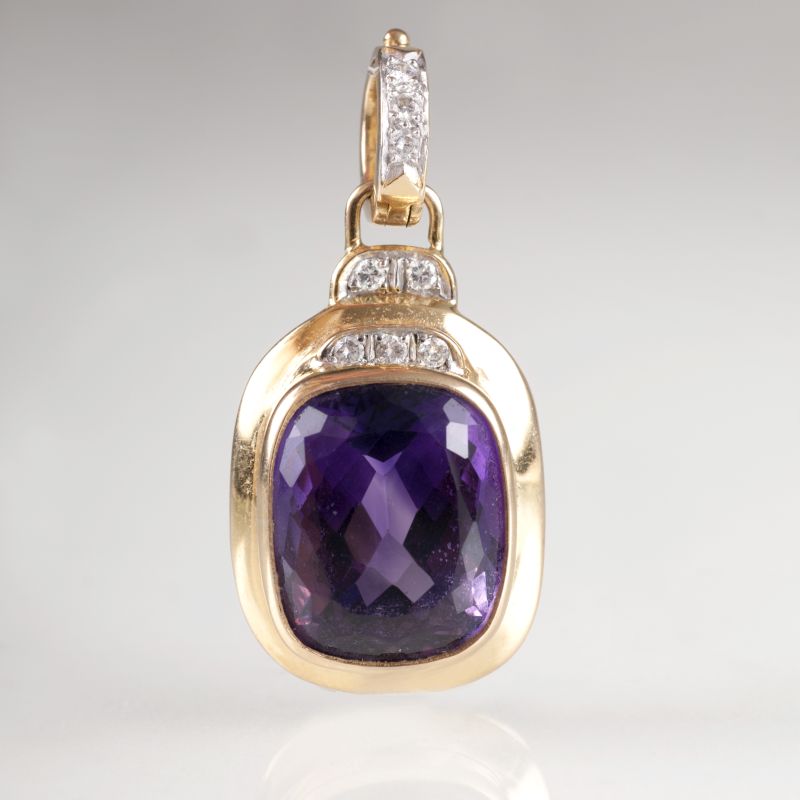 An amethyst diamond pendant