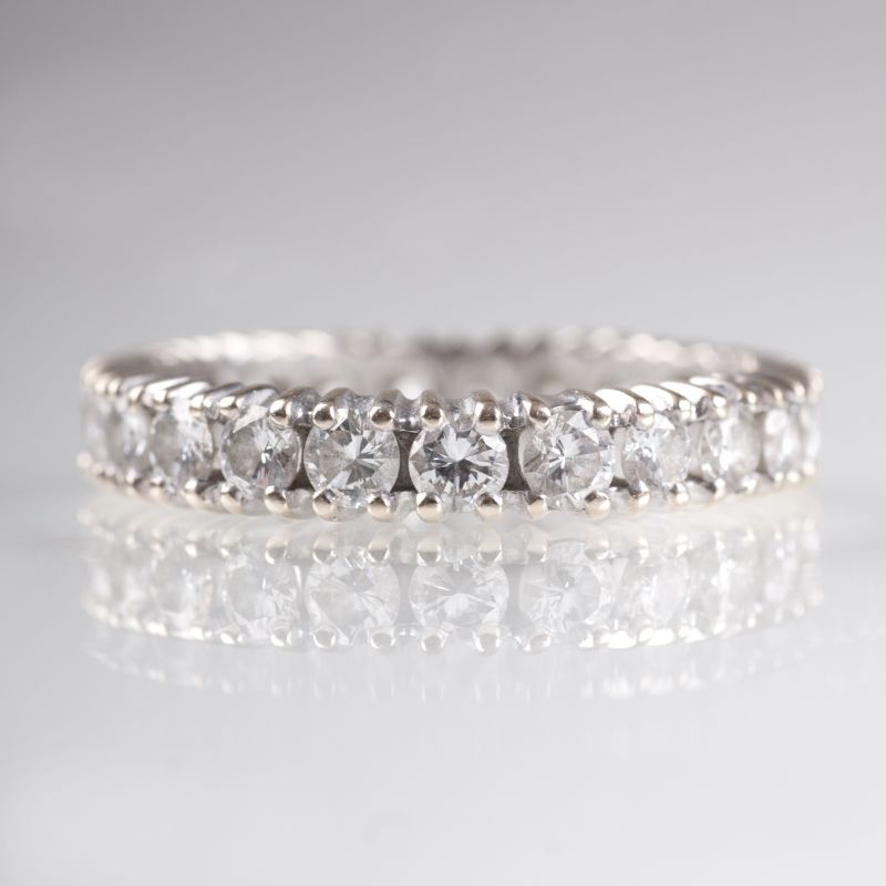 A memory diamond ring