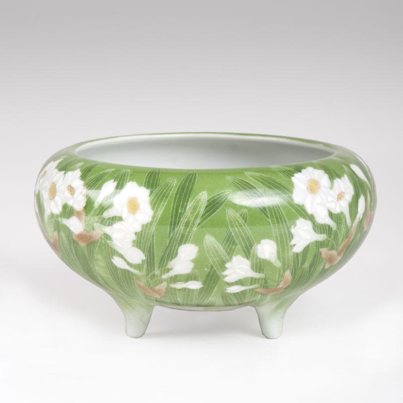 A porcelain koro with hyacinths