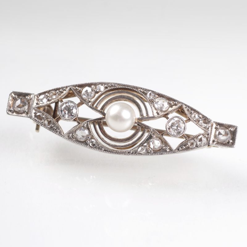 A small Art Déco diamond pearl brooch