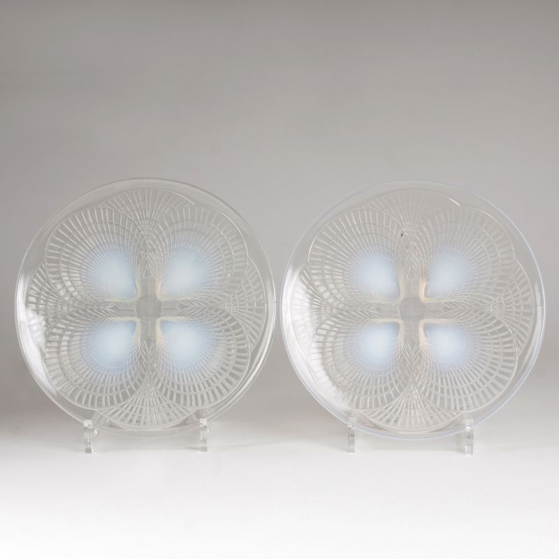 A pair of Art Déco plates 'Coquilles'