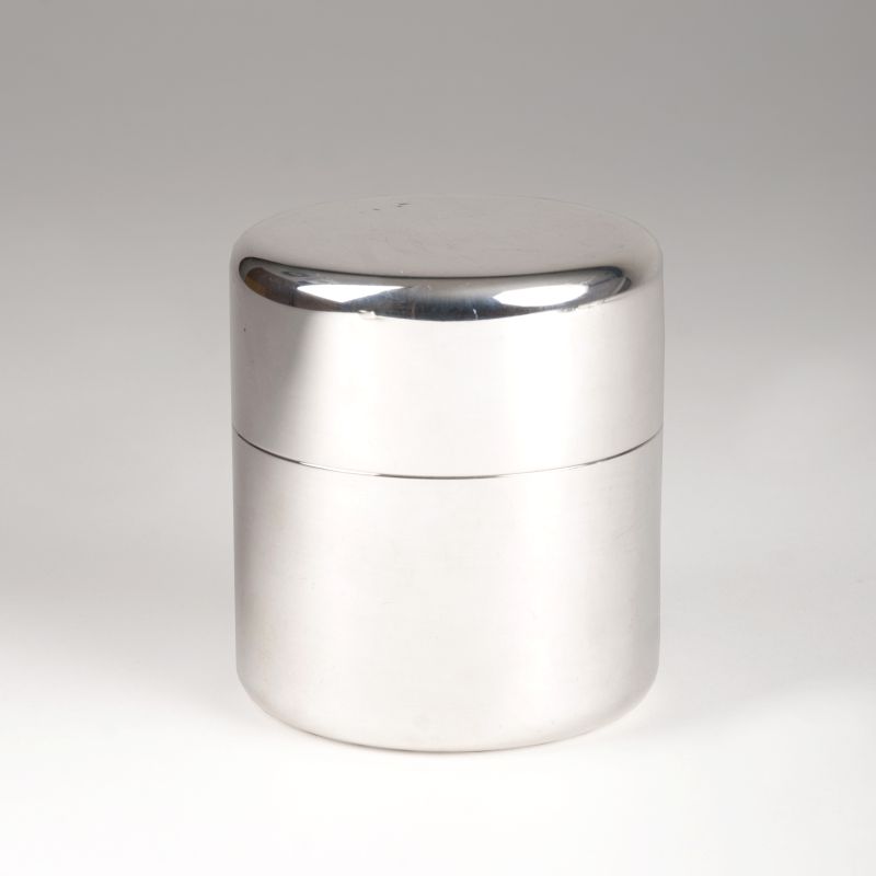 A large lidded box, no. 1304