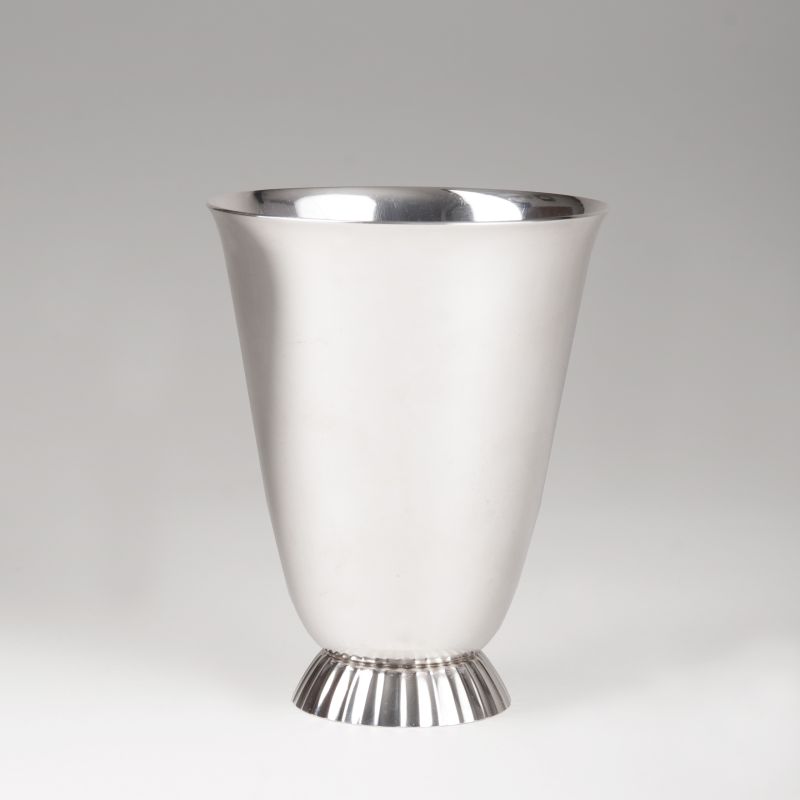 Elegante Art Déco Vase, Nr. 823