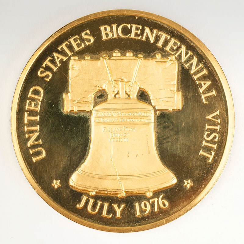 Bicentennial Visit 24 KT Solid Gold Medal - image 2