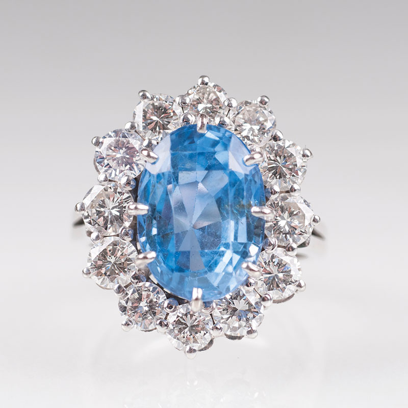A natural sapphire diamond ring