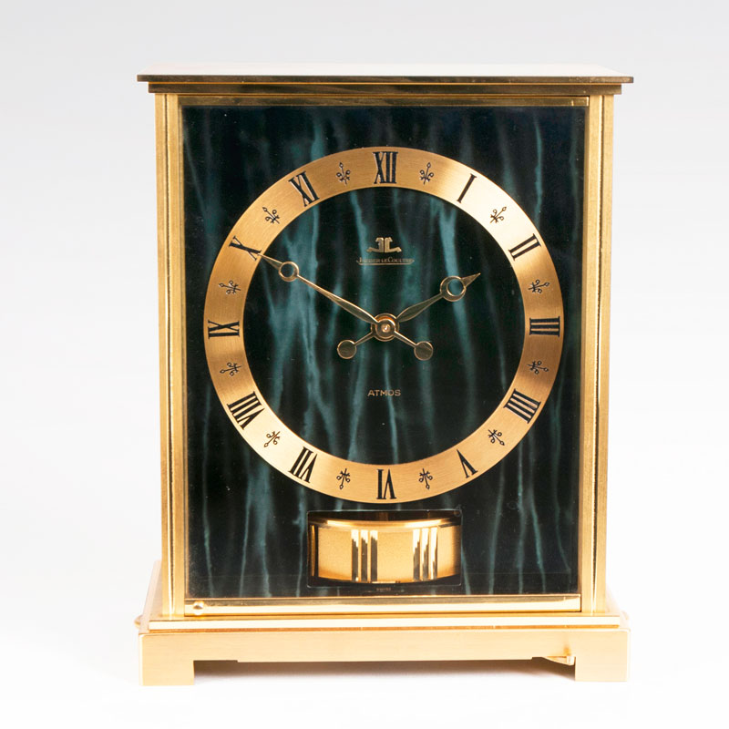 A table clock 'Atmos'