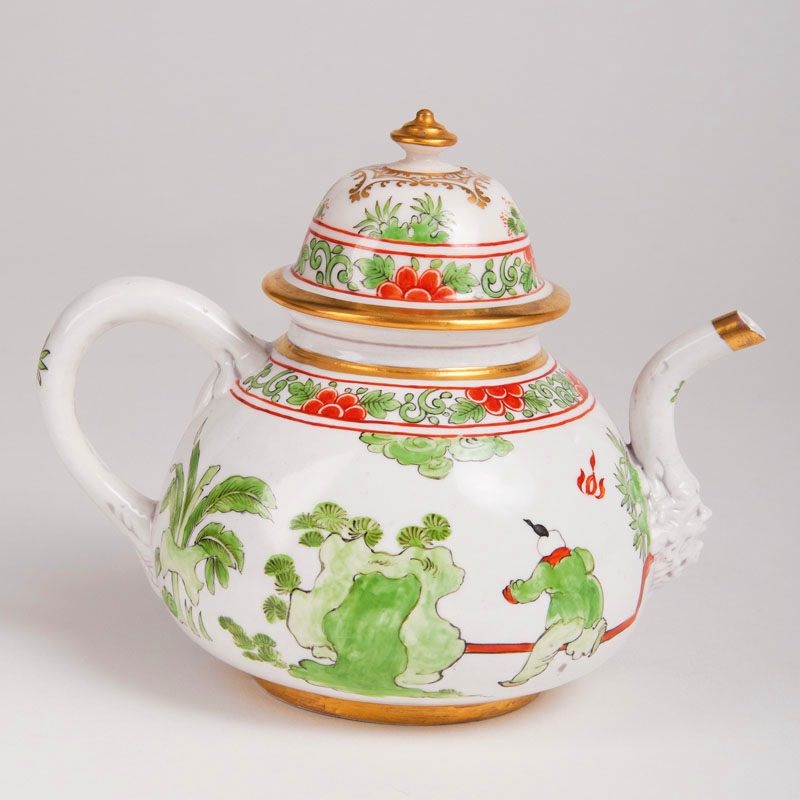 Sehr seltene frühe Meissen K.P.M - Teekanne mit Chinesenszenen - Bild 2