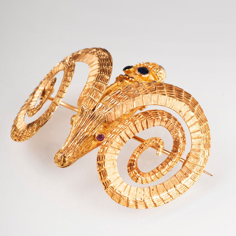 A rare, large brooch in greek style 'Ram Head'