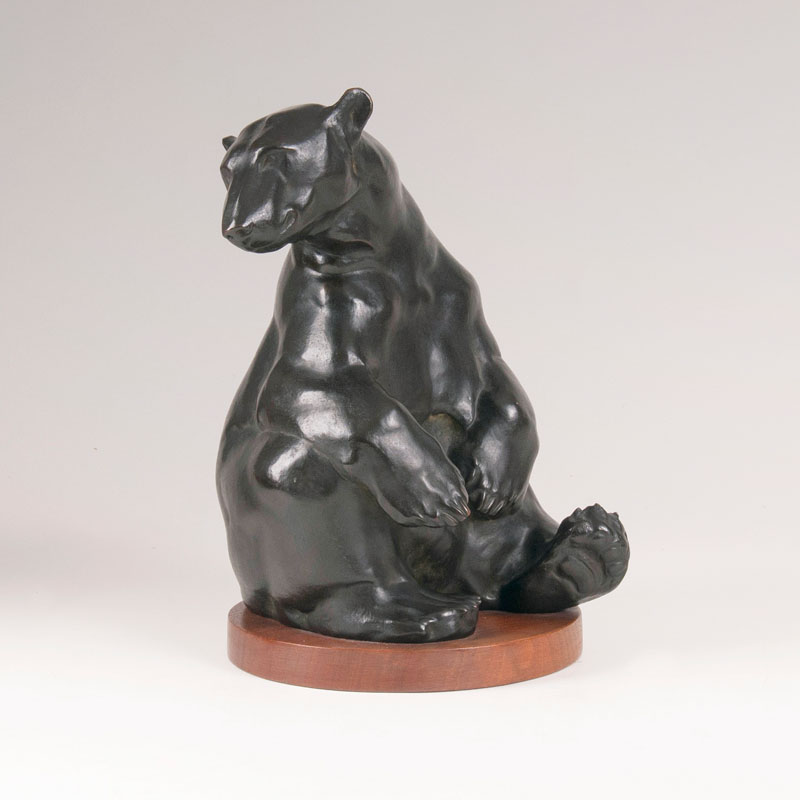 An animal bronze 'Sitting Ice Bear'