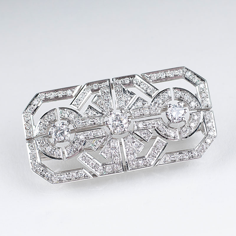 A very fine diamond brooch