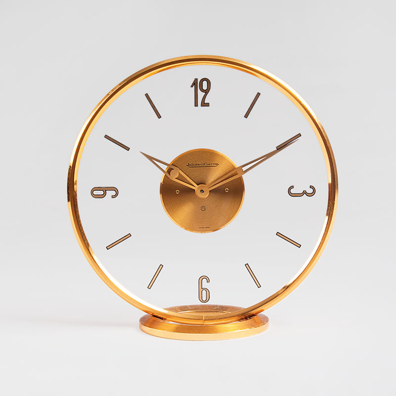 A table clock