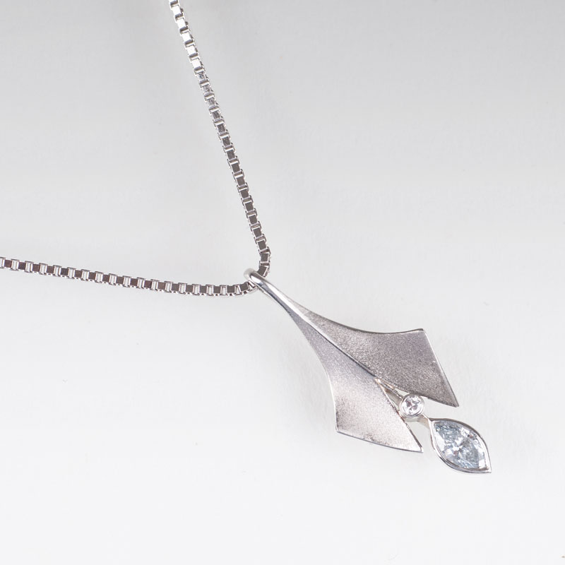 Platin-Diamant-Anhänger mit Kette von Ehinger-Schwarz