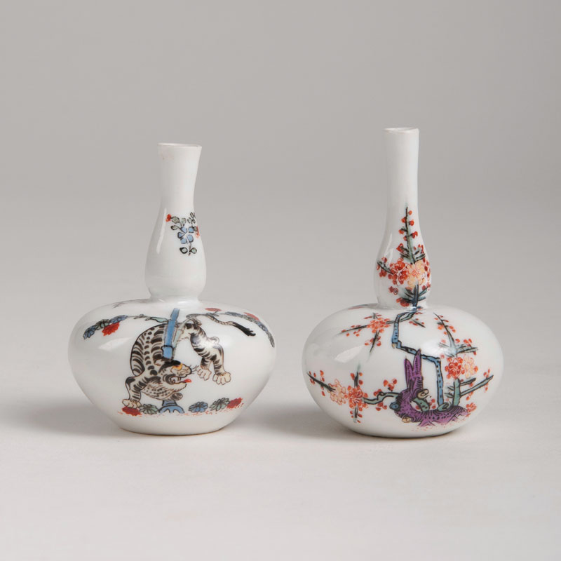 A pair of miniature vases 'Yellow Tiger'
