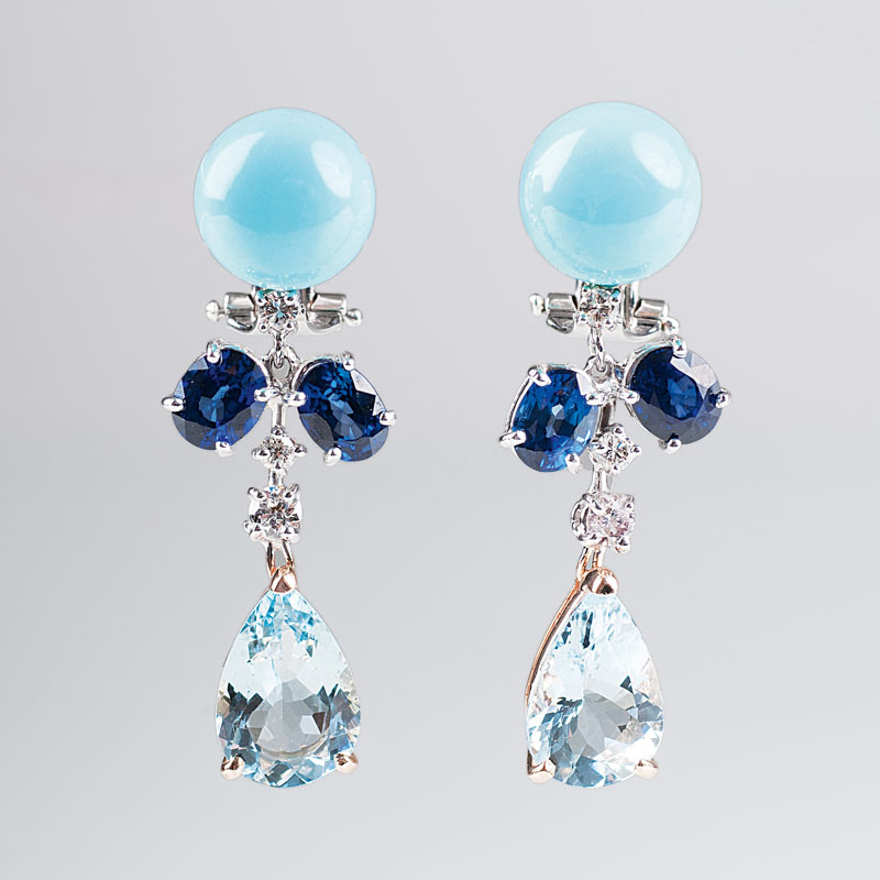 A pair of aquamarine sapphire turquois earpendants