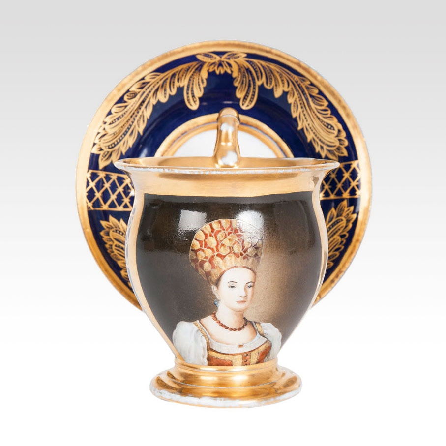 A rare russian cup in Empire-style 'Young lady in traditional costume'