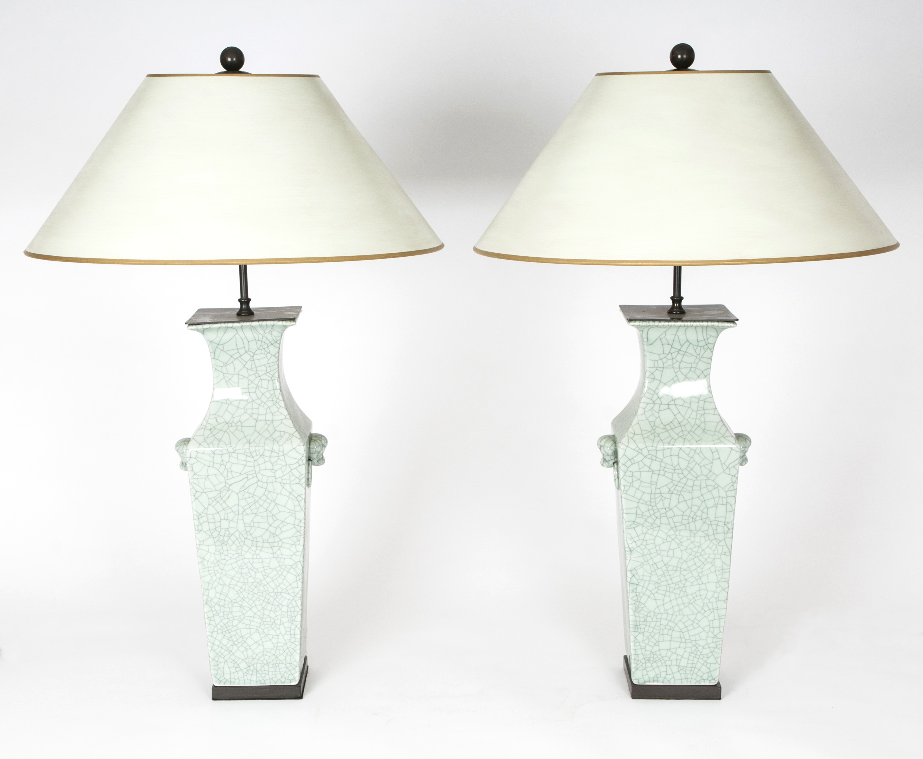 Paar Seladon-Porzellan Tischlampen