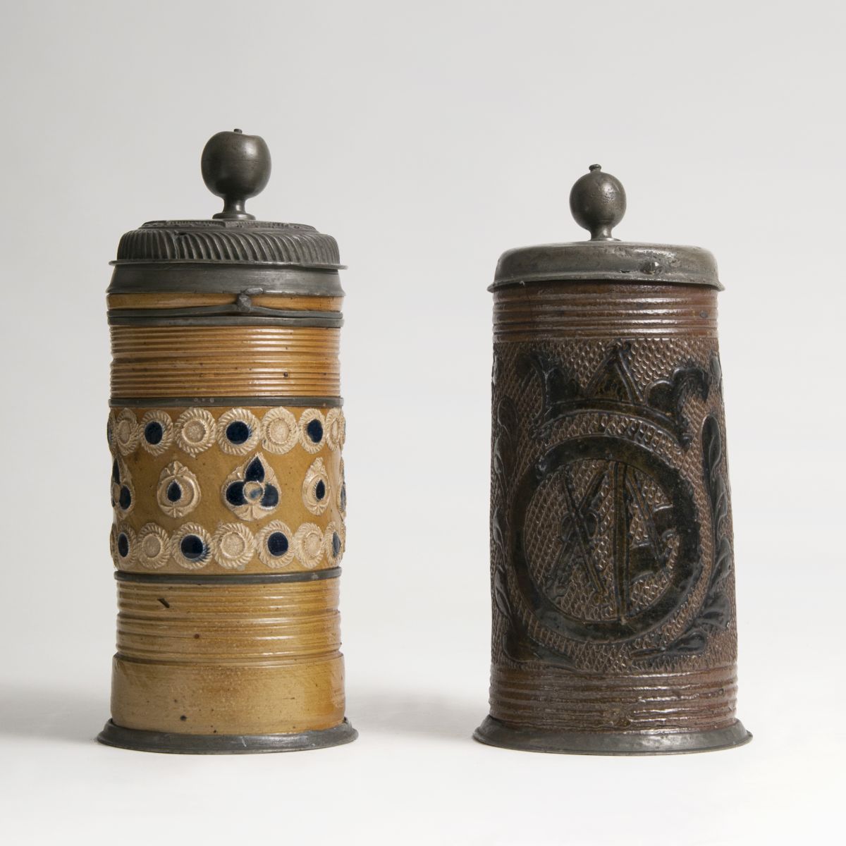 A pair of stonware tankreds