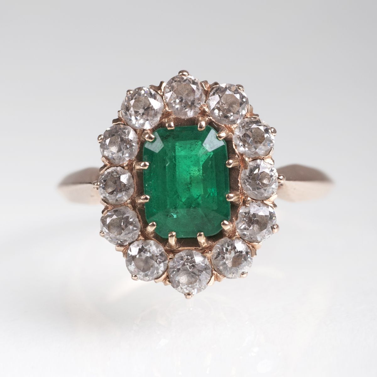 A Vintage emerald diamond ring