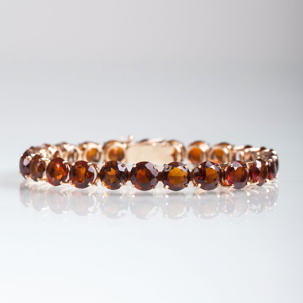 A colourful citrine bracelet