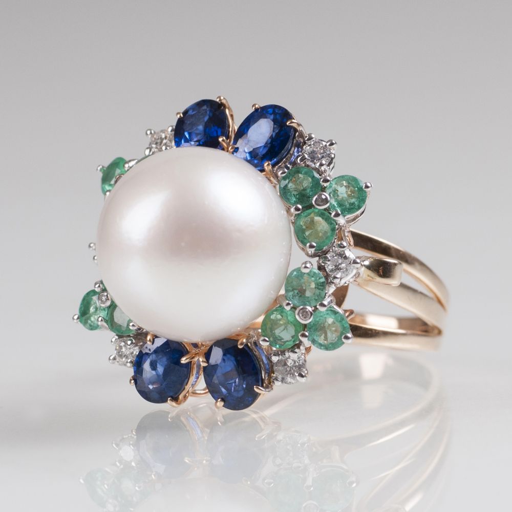 A classical elegant pearl emerald sapphire ring - image 3