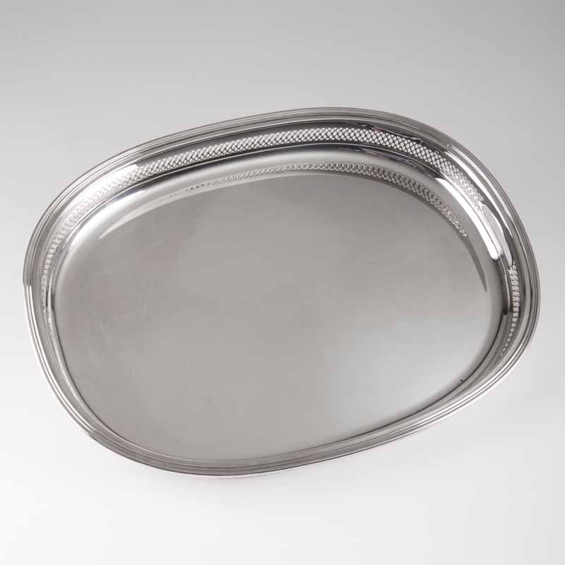 A large oval tray - image 3