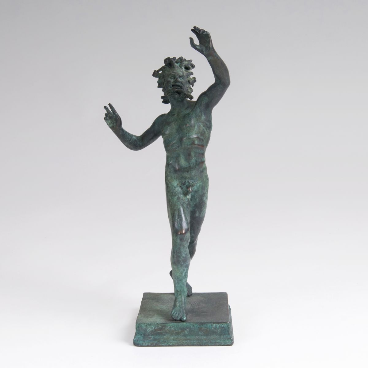 Bronze-Skulptur 'Tanzender Faun'
