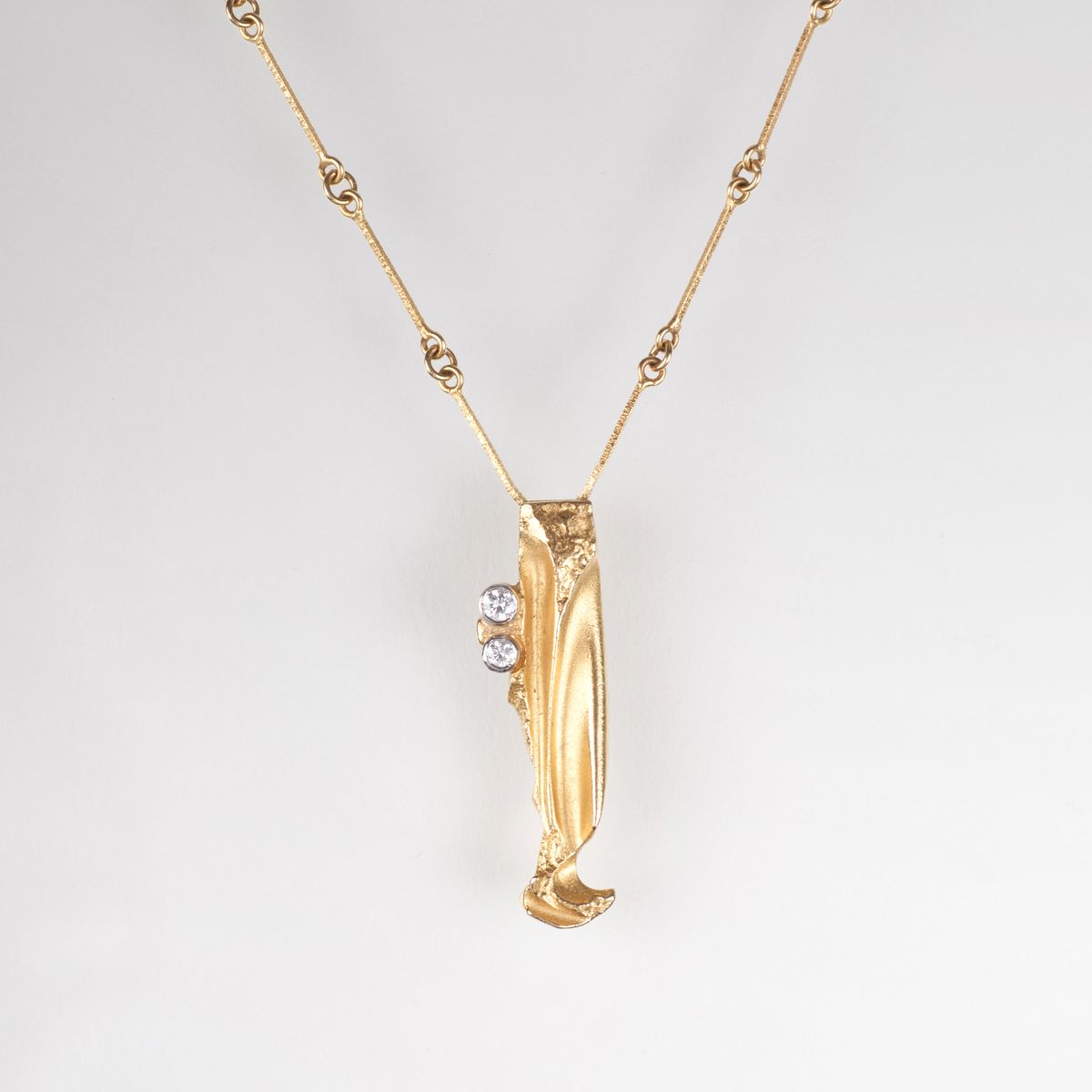 A modern necklace with pendant by Björn Weckström