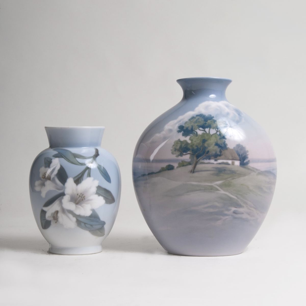 Zwei Kopenhagen-Vasen
