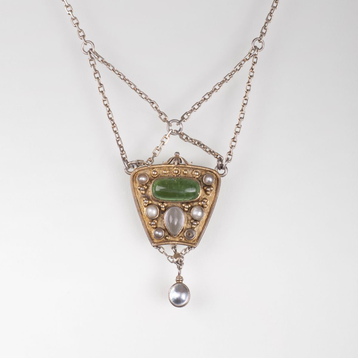 Jugendstil-Farbstein-Collier mit Perlen