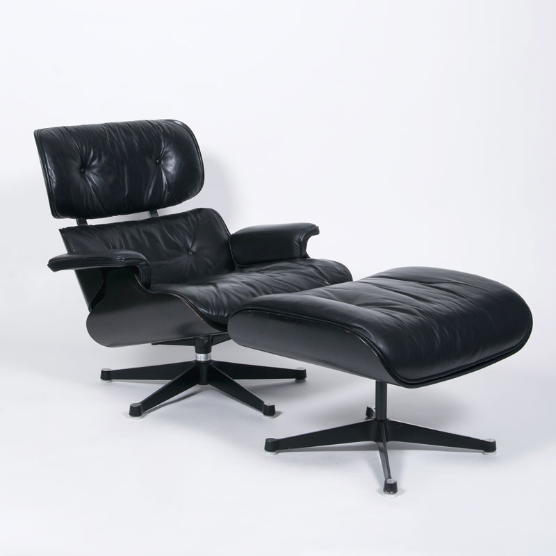 A classic Lounge Chair & Ottoman