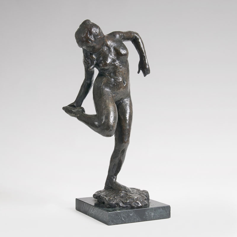 Bronze-Skulptur 'Danseuse regardant la plante de son pied droit (4. Zustand)'