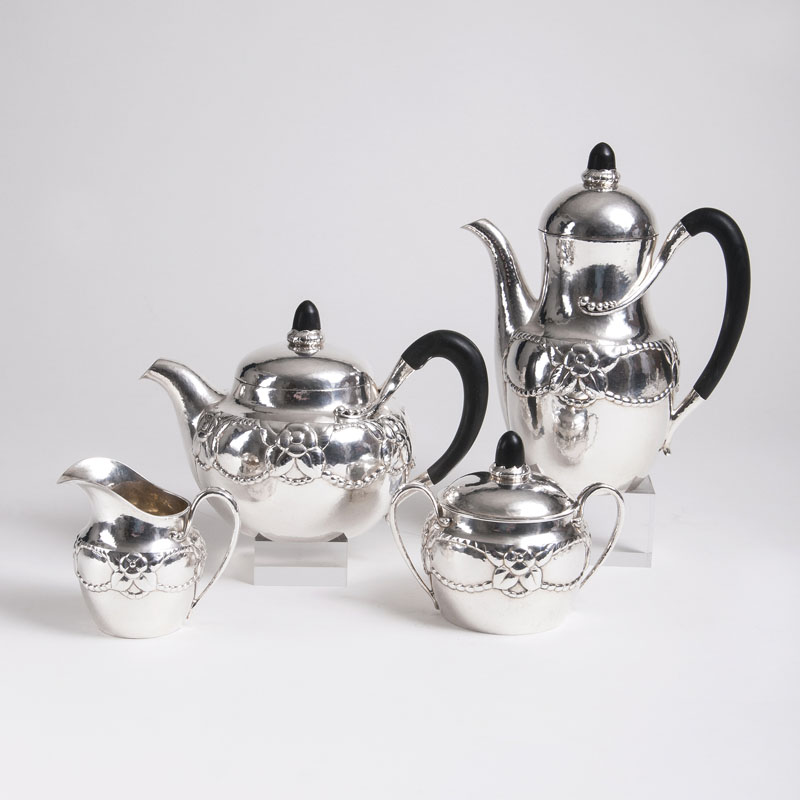 An Art Déco coffee and tea set