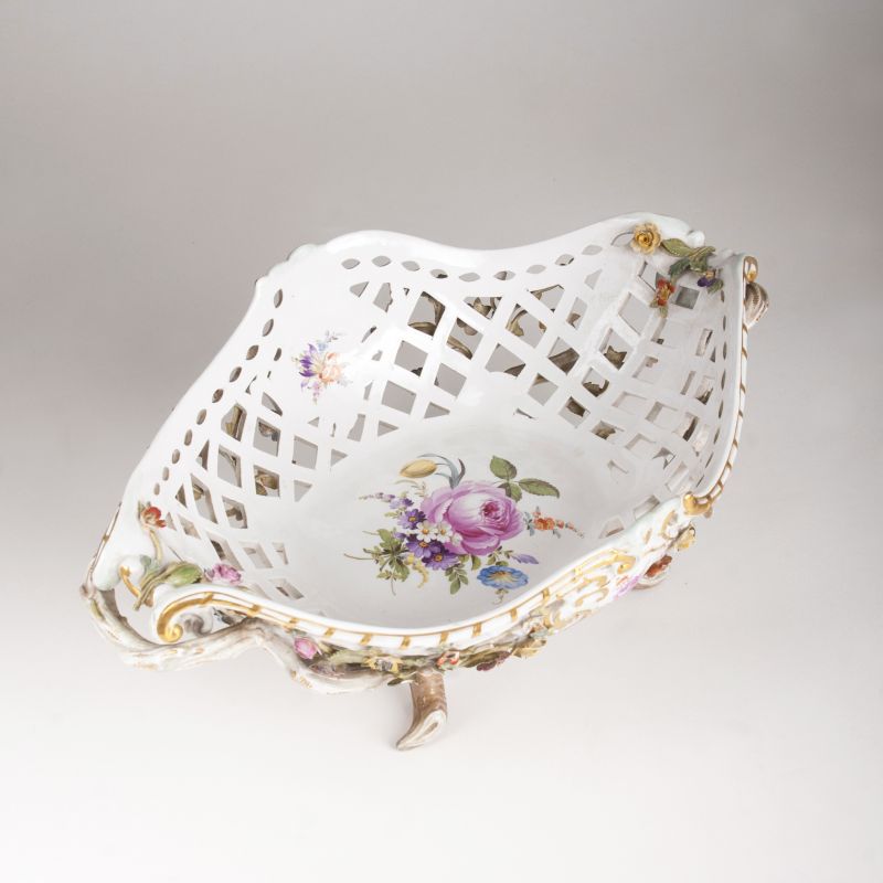 A Large Oval Basket with Latticework and Sculptural Flowers - image 2
