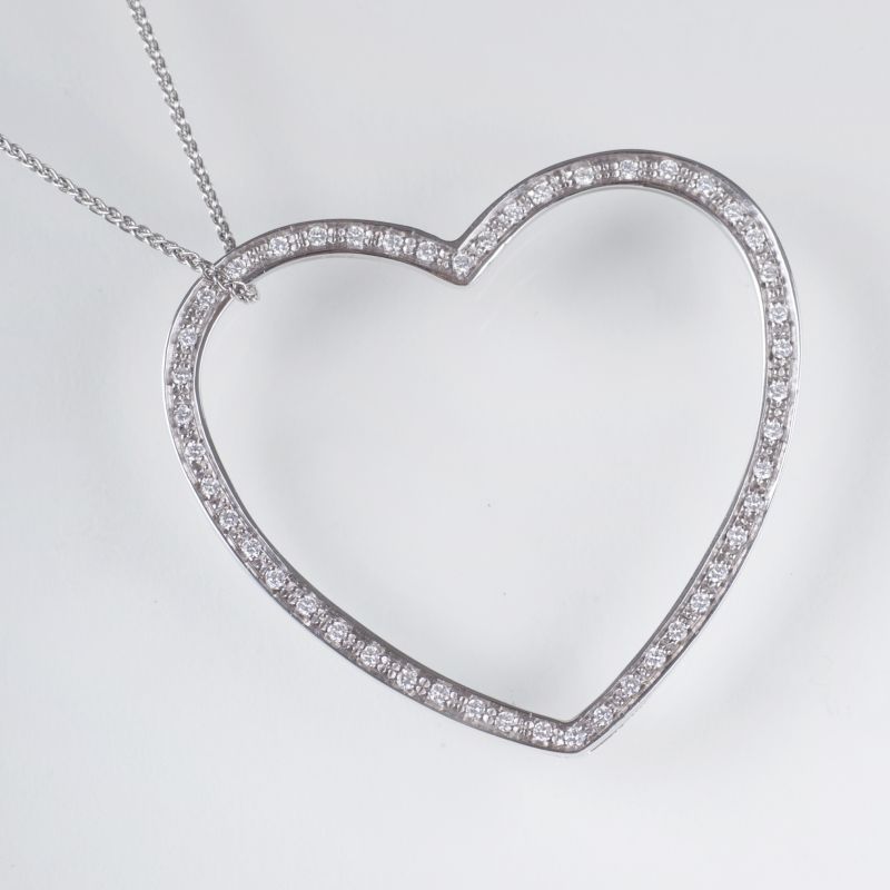 A large modern diamond pendant 'Heart' with necklace