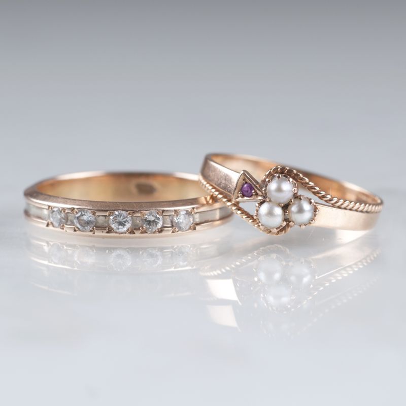 Biedermeier-Ring mit Perlen und Vintage-Ring mit Brillanten