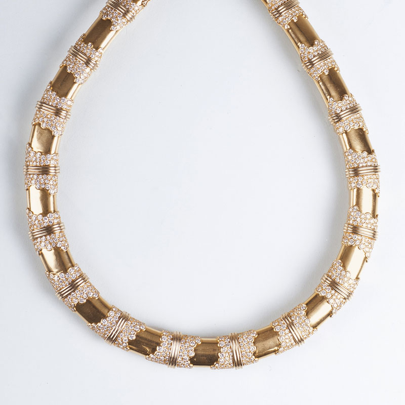 An early Paris Vintage gold diamond necklace