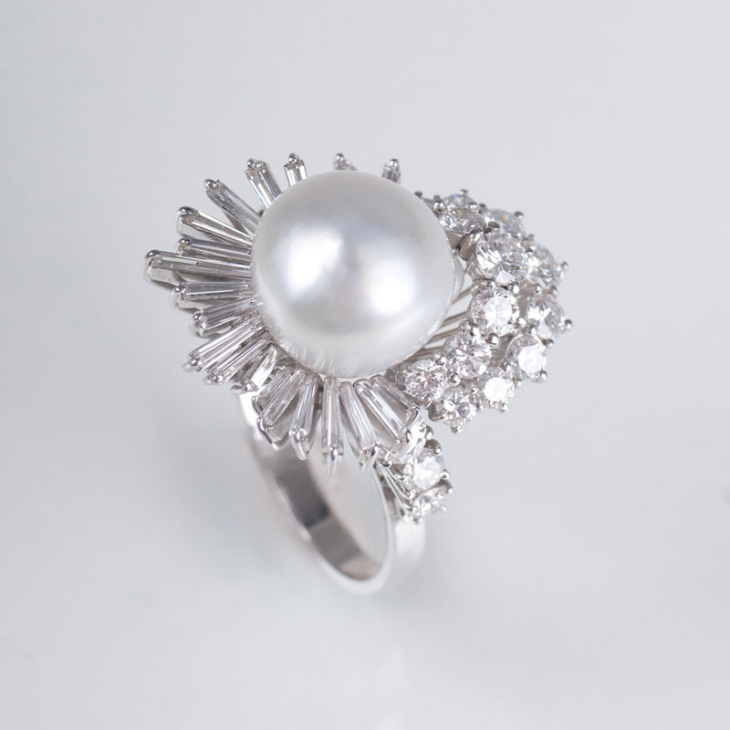 A diamond pearl cocktailring