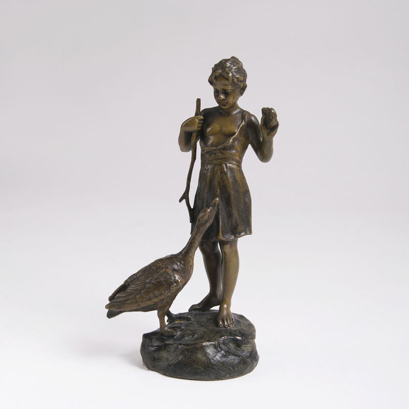 Kleine Figur 'Mädchen mit Gans'