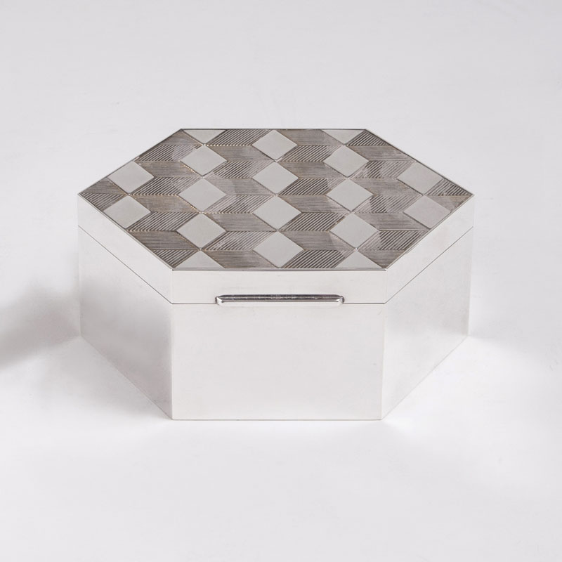 A Modern Octagonal Box with a Cube-Decor