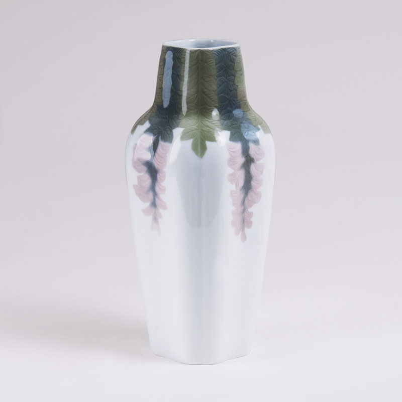 Jugendstil-Vase mit Glyzinien