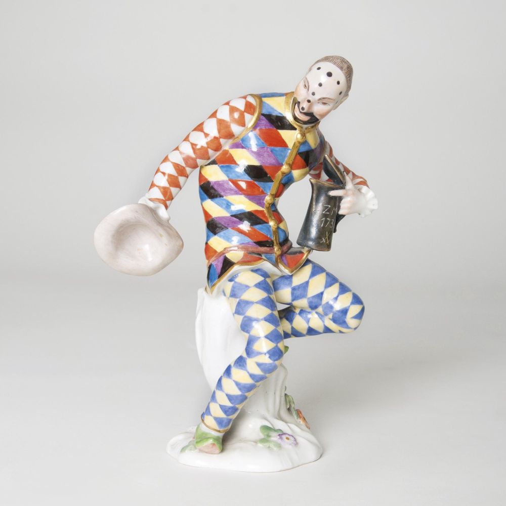 Figur 'Harlekin mit Deckelkanne'