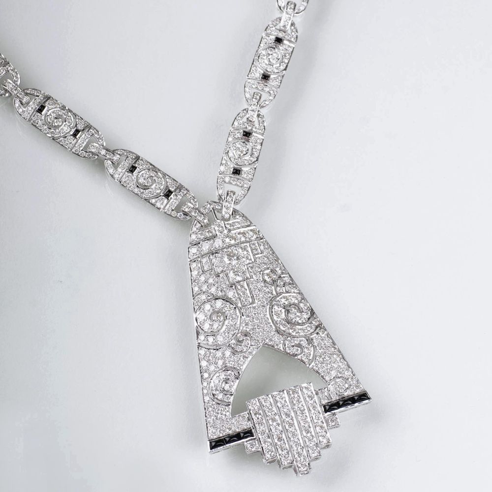 An exceptional, highcarat Diamond Necklace in Art-déco style - image 2