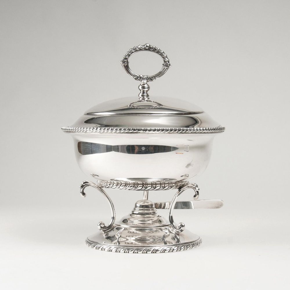 A Lidded Dish on Rechaud