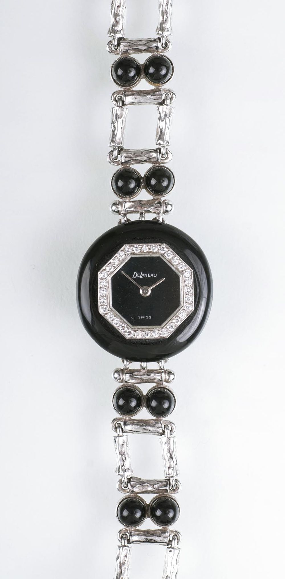 Vintage Damen-Armbanduhr mit Onyx und Diamanten von Juwelier Wilm